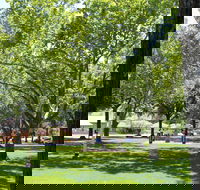 Tallangatta Triangles Park - Accommodation NSW