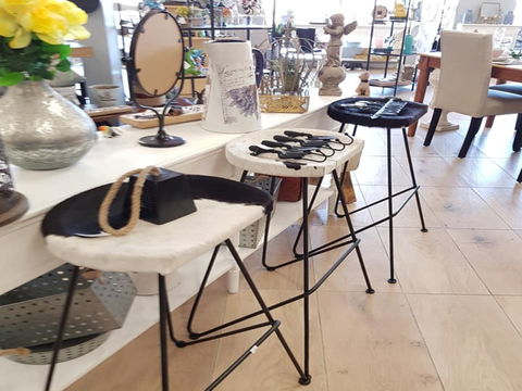TSG Giftware Young - Accommodation NSW 2