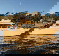 Cruising the  Swan River in at Sunset with Boutique Cruise - Accommodation NSW