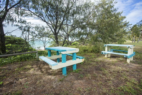 Salonika Beach - Accommodation NSW 2
