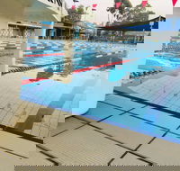 Werribee Outdoor Pool - Accommodation NSW