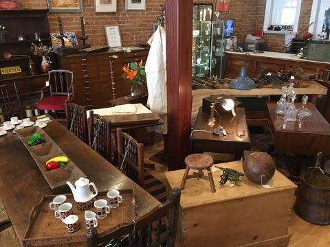 Braidwood Antiques - Accommodation NSW 2
