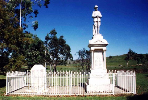 Cooyar War Memorial - Accommodation NSW 0