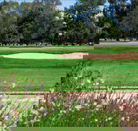 Howlong Golf Resort - Accommodation NSW