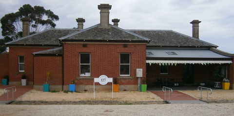 Gallery 127 - Accommodation NSW 1