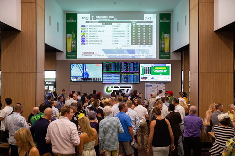 Gold Coast Turf Club - Accommodation NSW 1