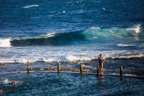 Mahon Pool - Accommodation NSW 2