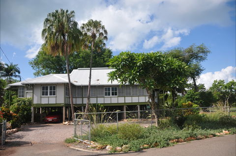 Myilly Point Heritage Precinct - Accommodation NSW 1