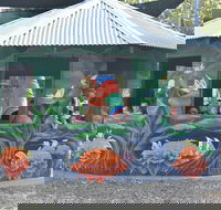 Howlong's Enchanted Hut - Accommodation NSW