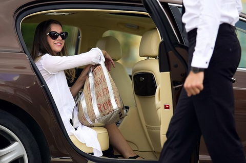 Sydney Airport (SYD) To Hotel To Airport - City Private Transfer - Accommodation NSW 1