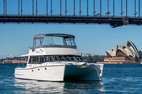 Private Sydney Harbour Sightseeing Cruise With Local Captain - Accommodation NSW 4
