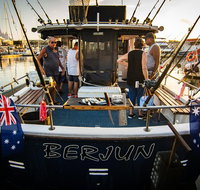 Fishing in the Marina Mirage - Accommodation NSW