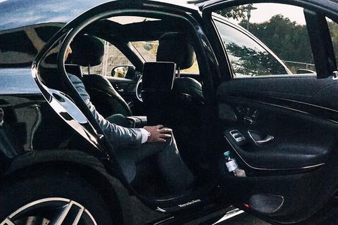 Arrival Private Transfers From Gold Coast Airport OOL To Gold Coast City - Accommodation NSW 2