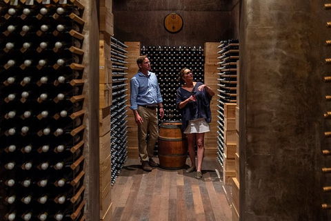Yalumba Signature Tour - Accommodation NSW 2