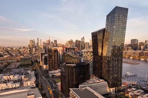 Arrival Private Transfers: Melbourne Airport MEL To Melbourne In Luxury Van - Accommodation NSW 4