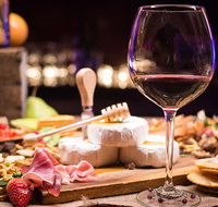 Full-Day Gourmet Wine Tour with Pick Up and Lunch - Accommodation NSW