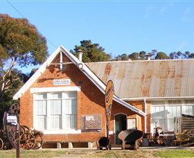 Eldorado VIC Accommodation NSW