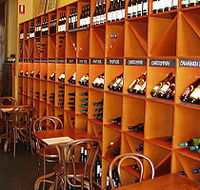 Lina's Bistro A Vin - Accommodation NSW