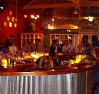 Monties Bar - Accommodation NSW