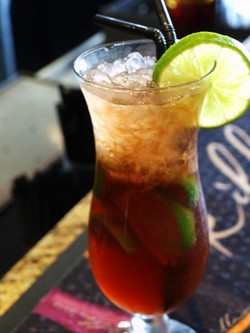 Glenelg Jetty Hotel - Accommodation NSW 2