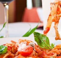 Camelot Gourmet Pizza - Accommodation NSW