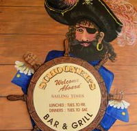Schooners Bar  Grill - Accommodation NSW