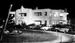 Raffles Hotel Lounge Bar - Accommodation NSW 0