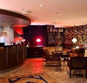 White Revolver - Accommodation NSW