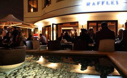 Raffles Hotel Lounge Bar - Accommodation NSW 2