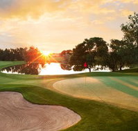 New Town Bay Golf Club - Accommodation NSW