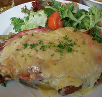 Raglan Tavern - Accommodation NSW