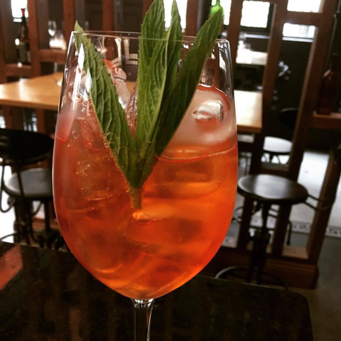 Reserve Wine Bar - Accommodation NSW 4