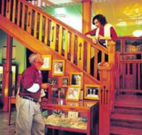 Hotel Corones - Accommodation NSW