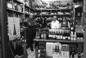 V -wall Tavern Blue Water Brasserie - Accommodation NSW 3