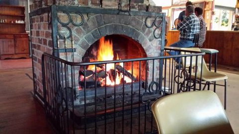 Maidenwell Hotel - Accommodation NSW 3