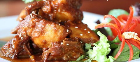 Banyan Tree Thai Restaurant - Accommodation NSW 2