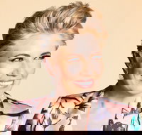 Melinda Schnieder - A Farewell to Doris - Accommodation NSW