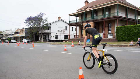 Quarry Mining Maitland Triathlon - Accommodation NSW 2