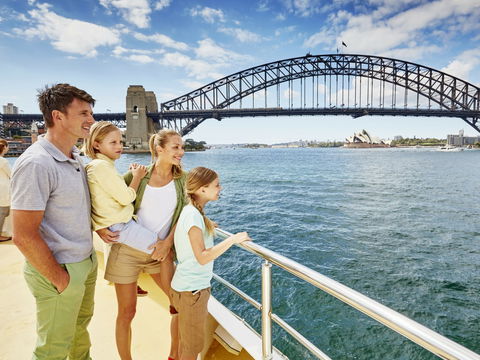 Fathers Day Lunch Cruise - Accommodation NSW 1