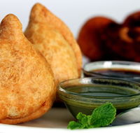 Raj Mahal Indian Restaurant - Accommodation NSW