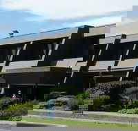 Frankston International - Accommodation NSW