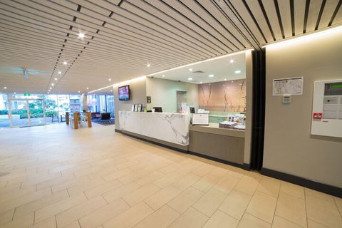 Quality Suites Pioneer Sands - Accommodation NSW 5