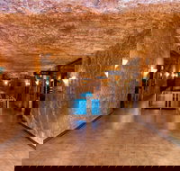 Desert Cave Hotel - Accommodation NSW
