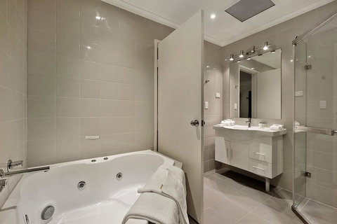 Best Western Plus Buckingham International - Accommodation NSW 4