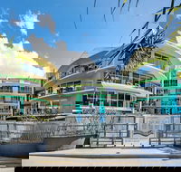 Rolling Surf Resort - Accommodation NSW