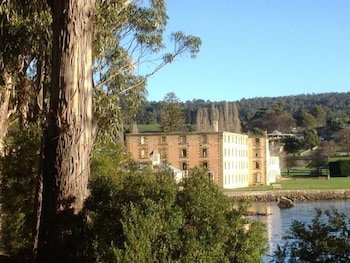 Port Arthur Villas - Accommodation NSW 5
