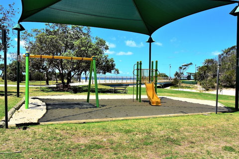 Sand Castles On Currumbin Beach - Accommodation NSW 0