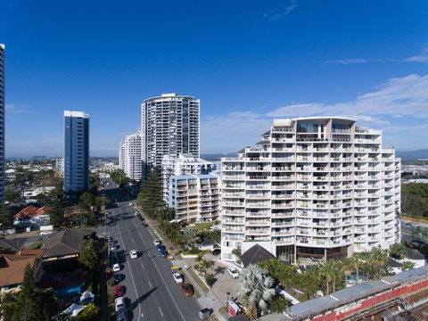 Broadbeach Savannah Hotel & Resort - Accommodation NSW 3