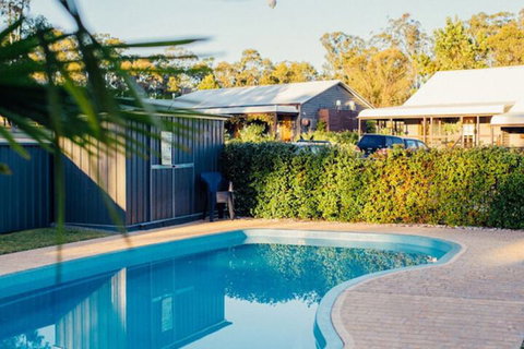 Hermitage Lodge - Accommodation NSW 3
