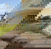 Hi Surf Beachfront Resort Apartments - Accommodation NSW